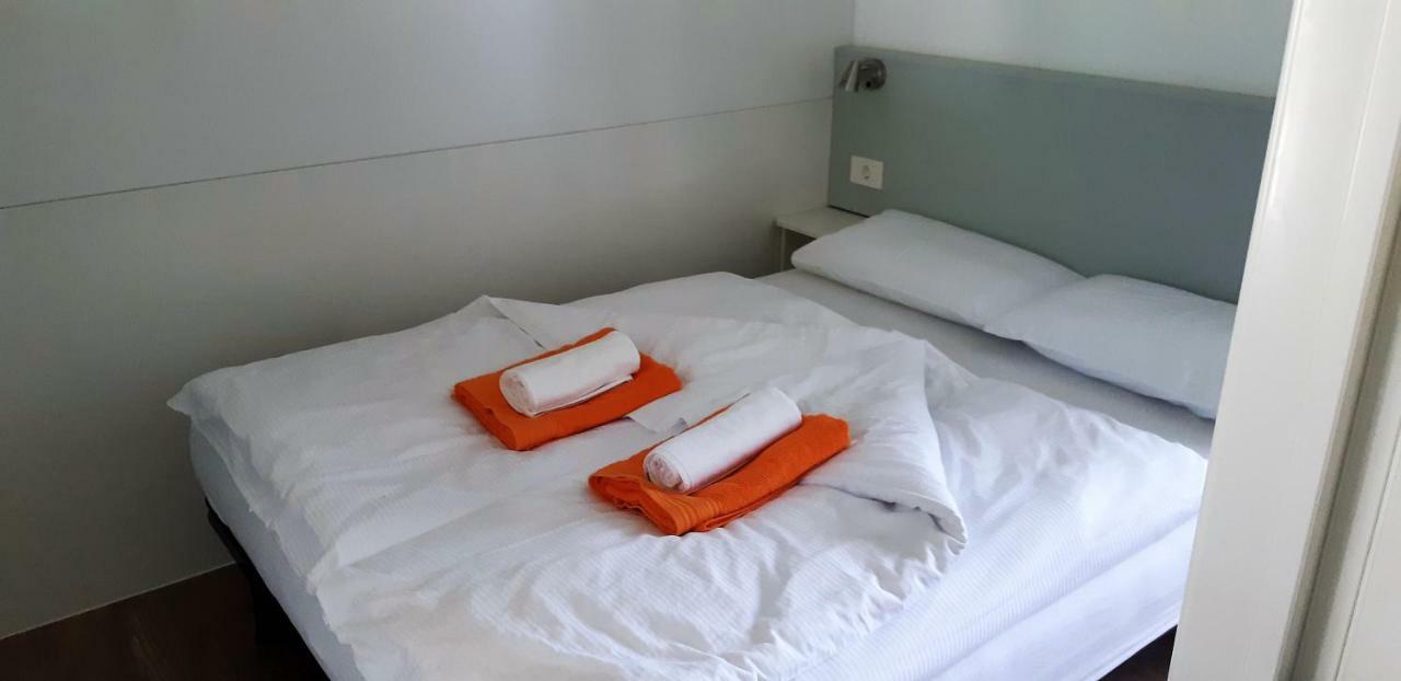 Mobile Homes And Apartment - Terme Catez Catez ob Savi Luaran gambar